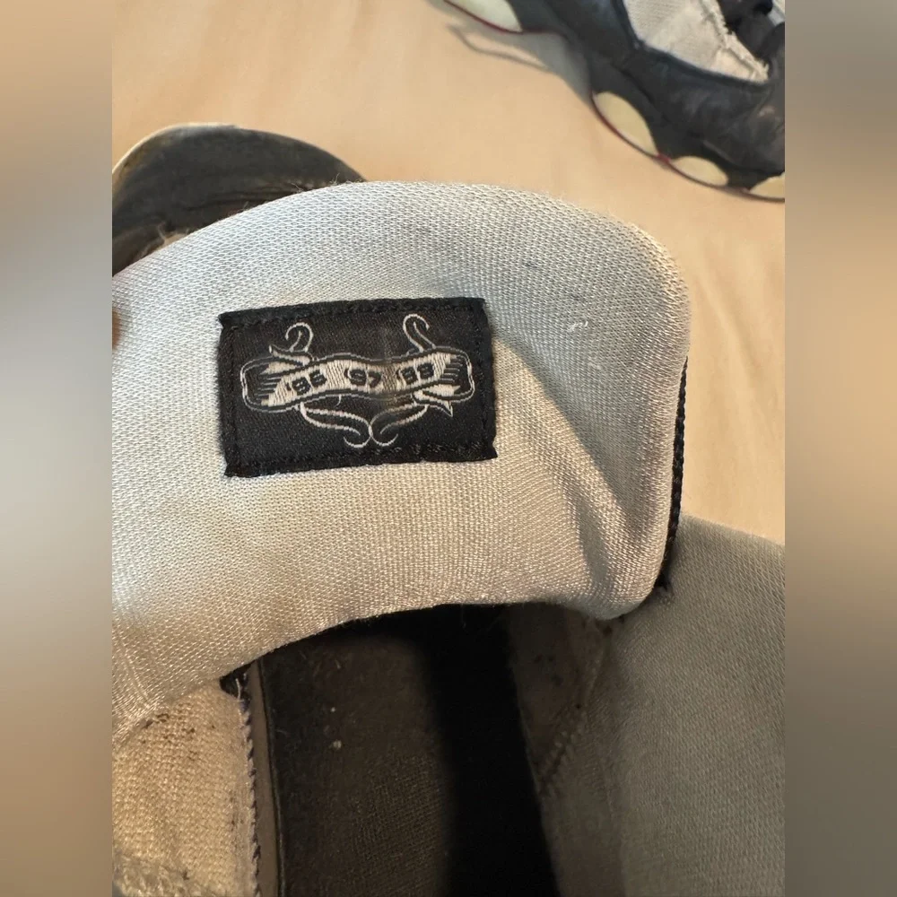 Jordan Boys Shoes 6.5Y Black Red White Used - Picture 8 of 9